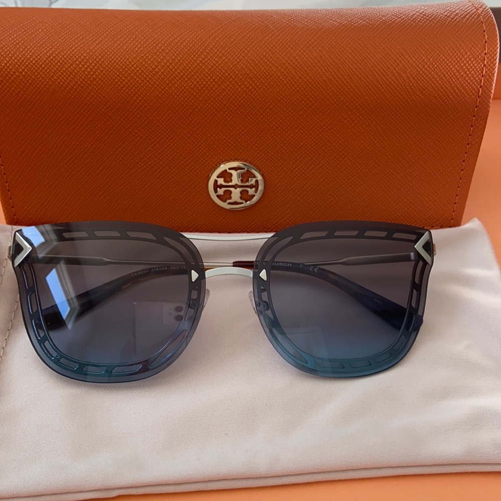 Tory Burch metal cat eye fashion sunglasses